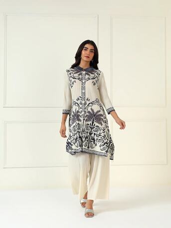 New Delhi, Clothing & Accessories, INR 8999,  Glamorous Party Wear Dress Collection &ndash; Make Every Occasion Special