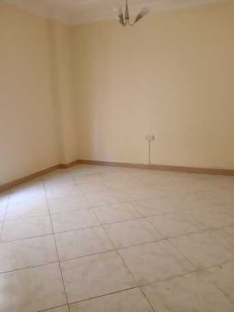 Busaiteen, Apartments, Flats, Houses & Villas, BHD 220/month,  3 BR,  Flat For Rent In Busaiteen Without EWA