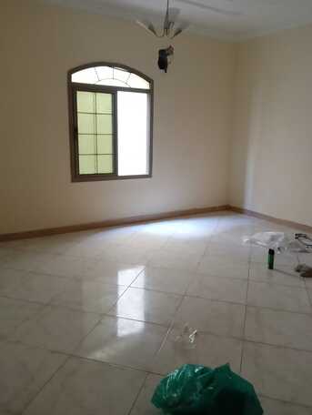 Busaiteen, Apartments, Flats, Houses & Villas, BHD 220/month,  3 BR,  Flat For Rent In Busaiteen Without EWA