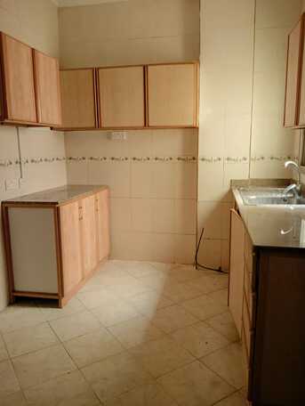 Busaiteen, Apartments, Flats, Houses & Villas, BHD 220/month,  3 BR,  Flat For Rent In Busaiteen Without EWA
