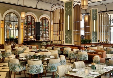 Paris, Jobs, Restaurant Waiter