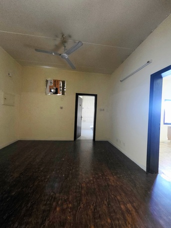 Muharraq, Apartments/Houses, BHD 130/month,  2 BR,  -Neet & Clean UN Furnished 2 Bedrooms Family Flat Without Ewa @130/BD In Muharraq
