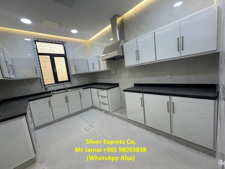 Mubarak Al-Kabeer, Apartments/Houses, KWD 680/month,  5 BR,  100 Sq. Meter,  5 Bedroom Villa Apartment For Rent In Fahaheel.