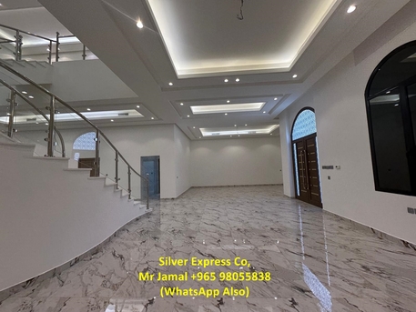 Mubarak Al-Kabeer, Villas, KWD 1500,  300 Sq. Meter,  Luxurious 7 Bedroom Duplex For Rent In Finatees.