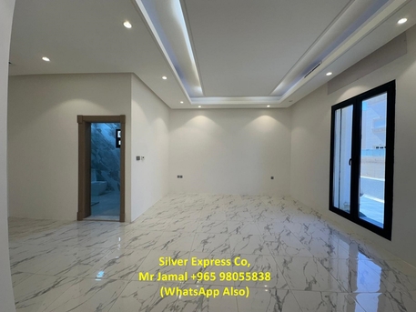 Mubarak Al-Kabeer, Villas, KWD 1500,  300 Sq. Meter,  Luxurious 7 Bedroom Duplex For Rent In Finatees.