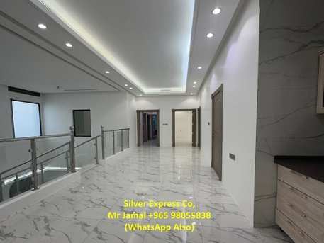Mubarak Al-Kabeer, Villas, KWD 1500,  300 Sq. Meter,  Luxurious 7 Bedroom Duplex For Rent In Finatees.