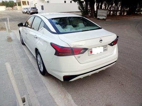 Zinj, Vehicles, Cars & Trucks , BHD 1,  NISSAN ALTIMA S,  2021,  Automatic,  79000 KM,  SINGLE OWNER AGENT MAINATINED NISSAN ALTIMA FOR SALE