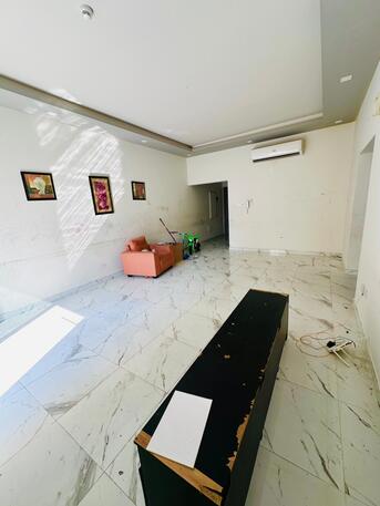 Umm Al Hassam, Apartments/Houses, BHD 250/month,  2 BR,  Flat For Rent In Umm Al Hassam Near Falcon Plaza