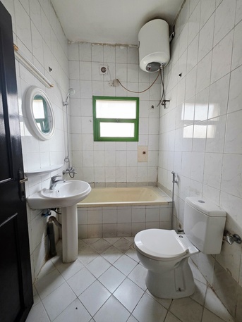 Hoora, Apartments/Houses, BHD 175/month,  2 BR,  -Very Neet & Clean Spacious Un Furnished 2 BHK Family Flat Without Ewa @175/BD In Hoora