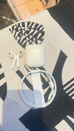 Riyadh, Mobile Phones, SAR 180,  Apple Air Pods