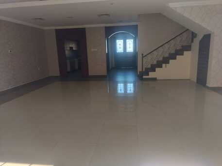 Salmaniya, Villas, BHD 600,  Unfurnished Compound Villa 3 Bhk Exclusive In Salamaniya Near  Pepsi Company