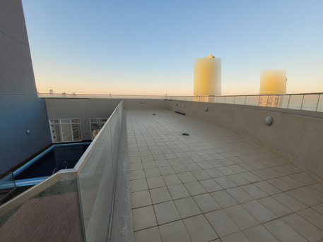 Kuwait City, Apartments/Houses, KWD 2500/month,  4 BR,  300 Sq. Meter,  Luxury 4 Bedroom Penthouse With Big Balcony In Bneid Al Ghr For Rent