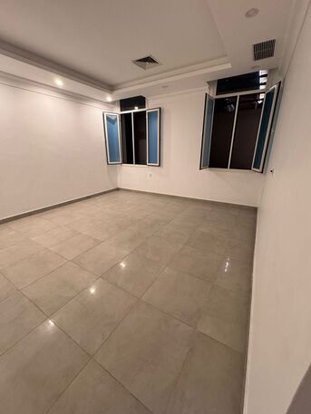 Kuwait City, Apartments/Houses, KWD 400/month,  3 BR,  Apartment For Rent In Salwa 3 Bedrooms