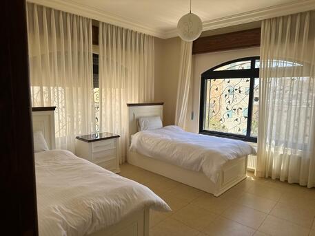 Amman, Apartments/Houses, JOD 12000/year,  Furnished,  3 BR,  Comfort & Elegance -Clean Newly Furnished In A Small Family-Style Building UnivOfJord.