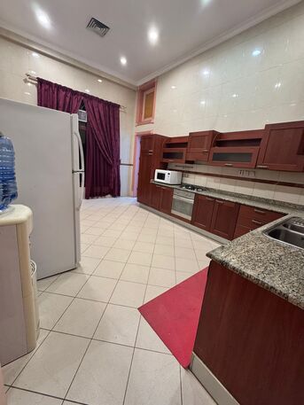 Kuwait City, Apartments/Houses, KWD 850/month,  4 BR,  Apartment For Rent In Salwa, 4 Bedrooms/5 Bathrooms