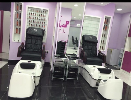  , Beautifully Designed Running Well Established Ladies Salon For Sale In Gudaibiya (rasroman, 3