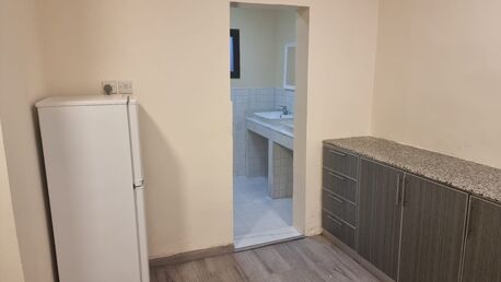 Zinj, Apartments/Houses, BHD 180/month,  Furnished,  1 BR,  40 Sq. Meter,  Furnished Studio Apartment For Rent In Zinj, Next To Sabr Ayoub Restaurant. The Studio Con