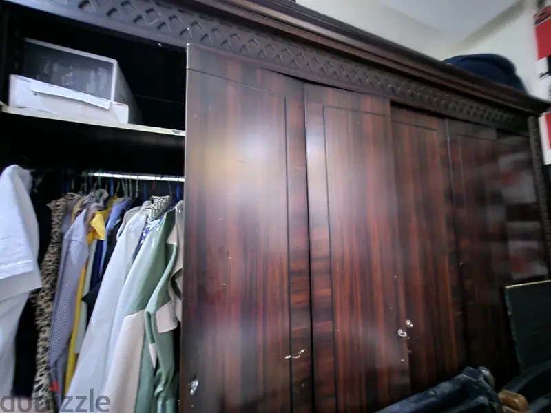 Manama, Furniture, BHD 15,  🔴🔴🔴big Closet For Sale🔴🔴🔴