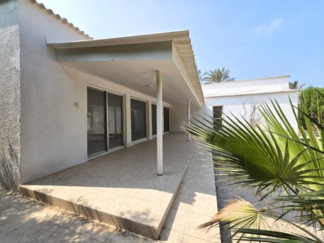 Budaiya, Apartments/Houses, BHD 450/month,  3 BR,  300 Sq. Meter,  3-Bedroom Villa For Rent In Budaiya