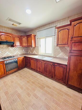 Umm Al Hassam, Apartments/Houses, BHD 350/month,  Furnished,  2 BR,  Flat For Rent In Umm Al Hassam With EWA Near British Club