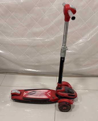 Riyadh, Baby & Kid Stuff, Sar 1,  BathTub+swing+tricycle+scooter+Caromboard+toaster