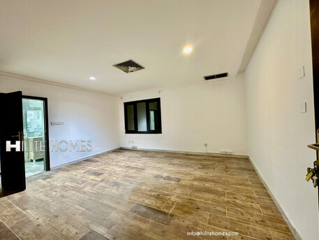 Kuwait City, Apartments/Houses, KWD 1800/month,  3 BR,  Villa With Garden For Rent In Messila