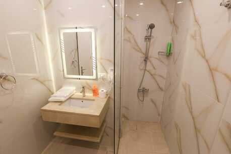 Abdoun, Apartments/Houses, JOD 12000/year,  Furnished,  2 BR,  Chic Abdoun Retreat: Furnished GF With Garden