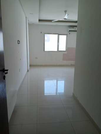 Muharraq, Apartments, Flats, Houses & Villas, BHD 100/month,  2 BR,  Flat For Rent In Muharraq Without EWA