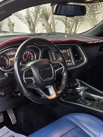 Zinj, Vehicles, Cars & Trucks , BHD 6800,  Dodge Challenger,  2018,  Automatic,  111000 KM,   R/T  FULL OPTION CAR FOR SALE