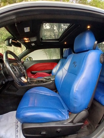 Zinj, Vehicles, Cars & Trucks , BHD 6800,  Dodge Challenger,  2018,  Automatic,  111000 KM,   R/T  FULL OPTION CAR FOR SALE