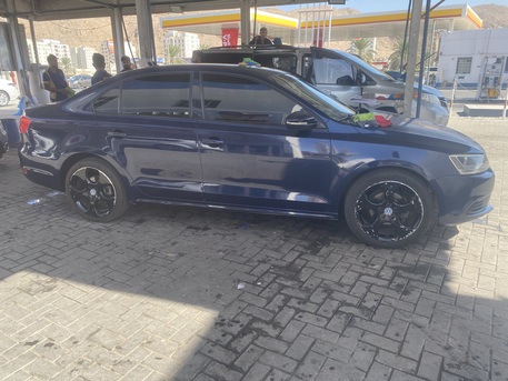 Muscat, Vehicles, Cars & Trucks , OMR 1200,  Volkswagen Jetta 2.0,  2012,  Automatic,  246000 KM,