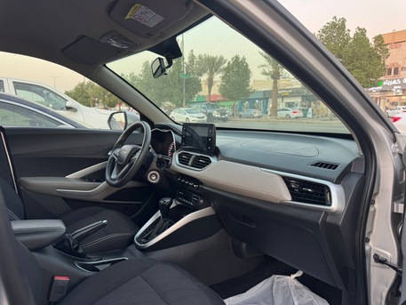 Riyadh, Vehicles, Cars & Trucks , SAR 40000,  Chevrolet Groove,  2024,  Automatic,  58000 KM,    In Goo Condition