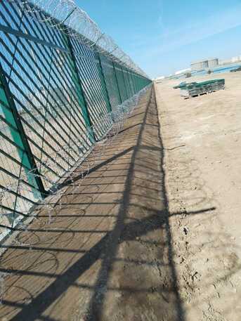 Ad Dilam, Construction, Expert Fencing Installation
