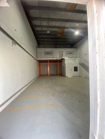 Tubli, Warehouses, BHD 700,  168 Sq. Meter,  Warehouse With Mezzanine Space For Rent In Tubli Industrial Space