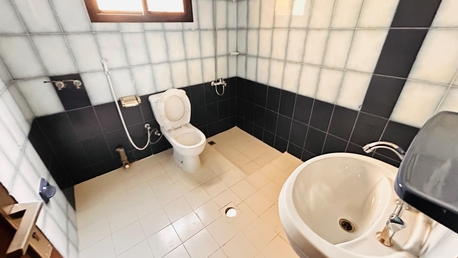 Zinj, Apartments/Houses, BHD 200/month,  2 BR,  SPACIOUS UN FURNISHED 2 BHK APARTMENT FOR RENT IN ZIJ- ;SUBEER*38185065