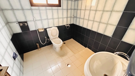 Zinj, Apartments/Houses, BHD 200/month,  2 BR,  SPACIOUS UN FURNISHED 2 BHK APARTMENT FOR RENT IN ZIJ- ;SUBEER*38185065