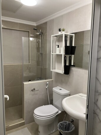 Salmiya, Apartments/Houses, KWD 300/month,  Furnished,  1 BR,  50 Sq. Meter,  Fully Furnished Private 1 Bedroom Apartment &ndash; Salwa (Available January 1st)