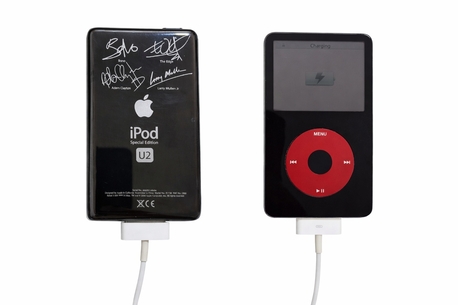 Riyadh, Electronics, SAR 1000,  IPod U2 Special Edition , Altec Lansing