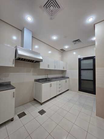 Kuwait City, Apartments/Houses, KWD 800/month,  5 BR,  For Rent In Al-Masayel: Ground Floor Apartment With 5 Rooms And A Private Entrance.  It Co