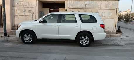 Riyadh, Vehicles, Cars & Trucks , SAR 60000,  Toyota Sequoia,  2014,  Automatic,  450000 KM,  Pearl White 4X4