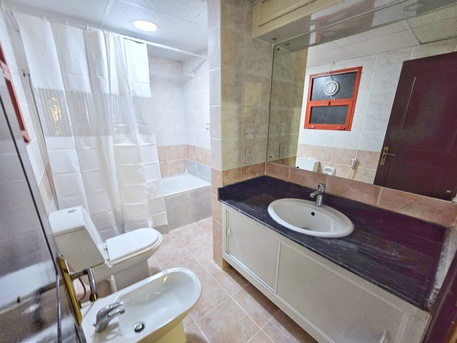 Hoora, Apartments/Houses, BHD 400/month,  Furnished,  2 BR,  140 Sq. Meter,  2BHK Fully Furnished Apartment With Pool & GYM - Private Parking