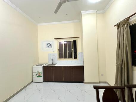 Salmaniya, Appliances, BHD 190,  STUDIO/FULLY FURNISHED/UNLIMITED EWA/HEART OF SALMANIYA