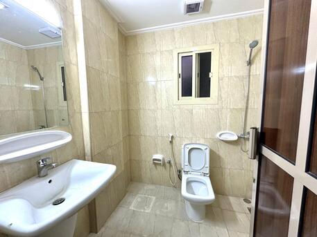 Salmaniya, Appliances, BHD 190,  STUDIO/FULLY FURNISHED/UNLIMITED EWA/HEART OF SALMANIYA