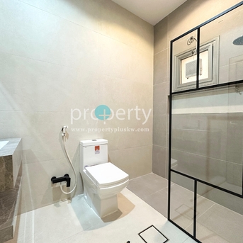 Kuwait City, Apartments/Houses, KWD 800/month,  4 BR,  Spacious 4-Master-Bedroom Floor For Rent In Mangaf