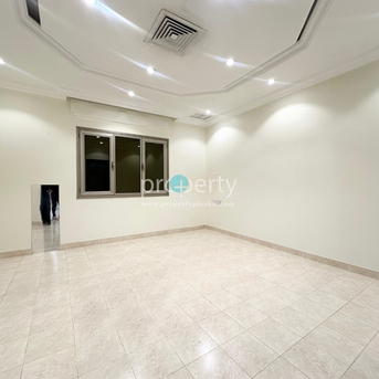 Kuwait City, Apartments/Houses, KWD 800/month,  4 BR,  Spacious 4-Master-Bedroom Floor For Rent In Mangaf