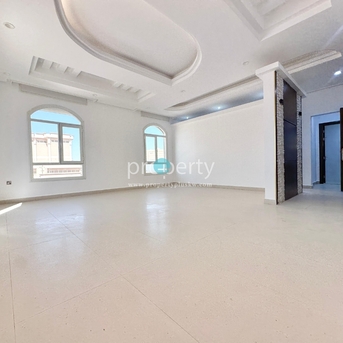 Kuwait City, Villas, KWD 950,  Four-Bedroom Floor For Rent In Al-Siddeeq, Kuwait