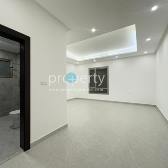 Kuwait City, Villas, KWD 950,  Elegant 4-Bedroom Floor For Rent In Al-Siddeeq, Kuwait