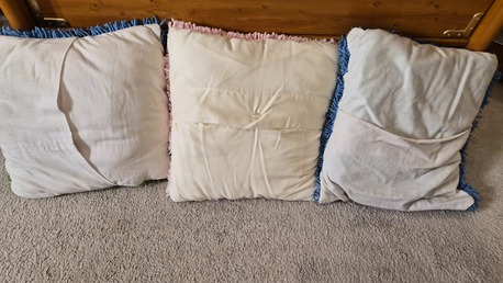 Riyadh, Household Items, SAR 150,  Cushions.