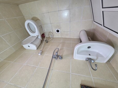 Hoora, Apartments/Houses, BHD 140/month,  Studio,  Semi Furnished Clean Studio Balcony Flat With Unlimited Ewa @140 BD In Hoora