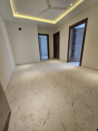 Salmaniya, Apartments/Houses, 2 BHK/BRAND NEW Semi Furnished FLAT. 230 BD With EWA /@SALMANIYA.